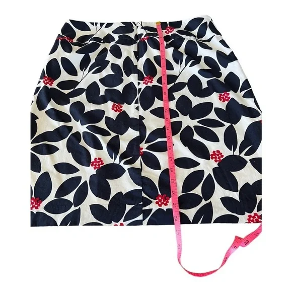Talbots floral pattern skirt size 14P - Picture 7 of 8